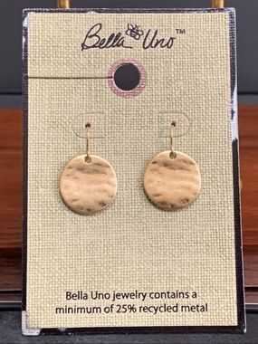 NWT Bella Uno gold tone hammered circle earrings